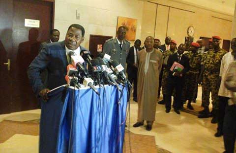 Situation nationale : Thomas Boni Yayi annonce le « retour de Michel  Kafando » 