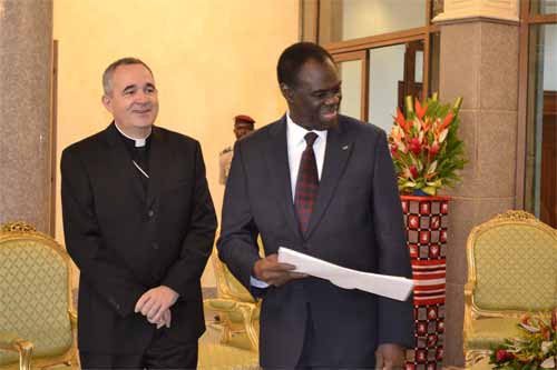 Diplomatie : Neuf ambassadeurs présentent leurs lettres de créance au Président du Faso