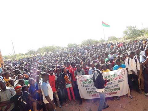 Grève à l’université de Dédougou : Des étudiants menacent de paralyser le système éducatif si rien n’est fait