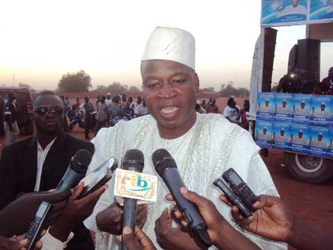 Présidentielle 2015 : Le candidat Boukaré Ouédraogo a présenté ses « solutions pour résorber le chômage des jeunes au Burkina Faso » aux Ouahigouyalais