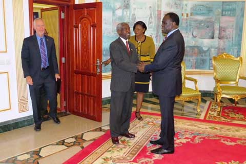 Présidence du Faso : Un tête-à-tête entre Michel Kafando et l’ambassadeur des USA