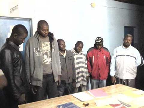 Bobo-Dioulasso : Six présumés faussaires de cartes grises étrangères aux arrêts