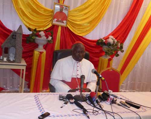Message du Cardinal Philippe Ouédraogo à l’occasion des fêtes de Noël et du nouvel an : « Nous avons toujours vu la main de Dieu qui a protégé le peuple burkinabè »