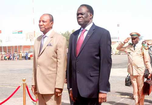 Investiture de Roch Marc Christian KABORE : Le président guinéen, Alpha CONDE, premier chef d’Etat arrivé à Ouagadougou