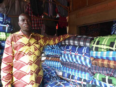 Période de froid au Burkina : Les vendeurs de vêtements chauds se frottent les mains