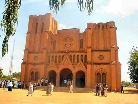 Eglise du Burkina : Mise au point relative au  « Pain du Vatican » et à Monsieur Christian BOGLO