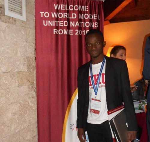 Guillaume Dabré, un jeune étudiant burkinabé honoré à Rome par la prestigieuse université Harvard