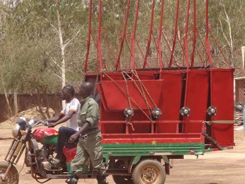 Tricycles à Ouagadougou : La Police municipale multiplie ses actions de contrôle 