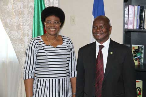 Burkina Faso- Royaume du Lesotho : L’Ambassadeur Salamata SAWADOGO/TAPSOBA présente ses lettres de créances