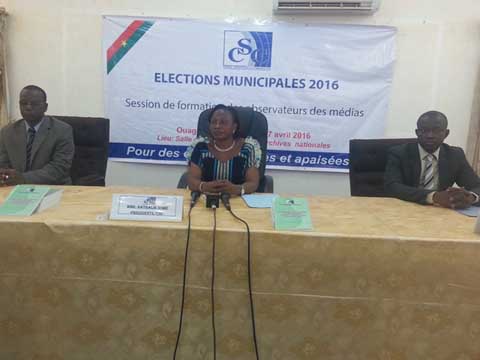 Elections municipales du 22 mai : 110 observateurs à l’école du monitoring des médias