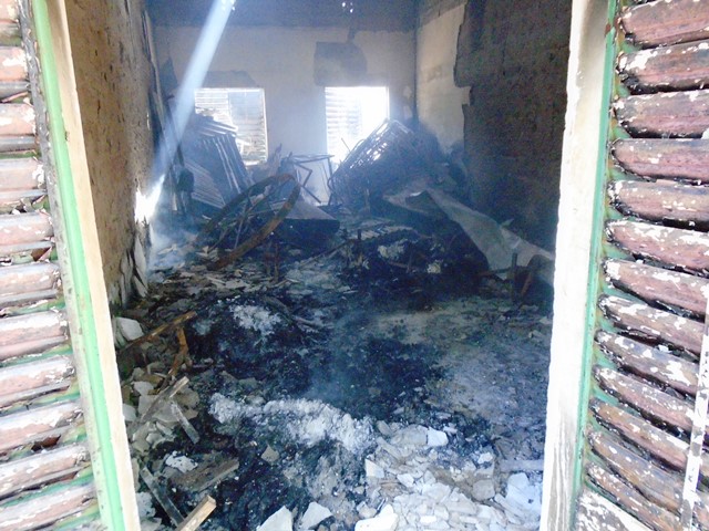Elections municipales du 22 Mai : Le siège de la CECI Broum-Broum incendié par des individus non identifiés