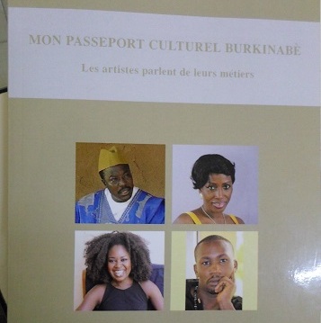 Littérature : Patrick Couldiaty  propose  « Mon passeport culturel burkinabè. Les artistes burkinabè parlent de leurs métiers »