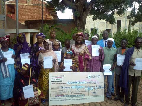 Bobo- Dioulasso : Le gouvernement fait un don de 75 millions de FCFA aux personnes âgées