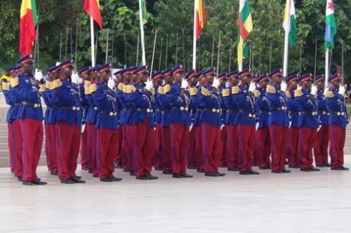 Académie  militaire de Pô : La 15 ème promotion reçoit ses épaulettes
