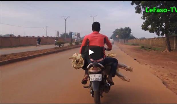 Transport de la viande à Ouagadougou