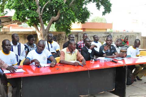 Travailleurs de la commune de Ouagadougou : Le syndicat menace d’aller en grève pour la relecture de la loi 027 