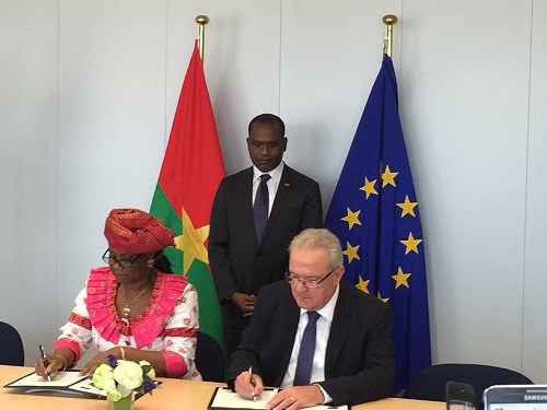 L’Union européenne va soutenir la politique de santé du Burkina Faso jusqu’en 2020 à travers un appui de 55 milliards de FCFA
