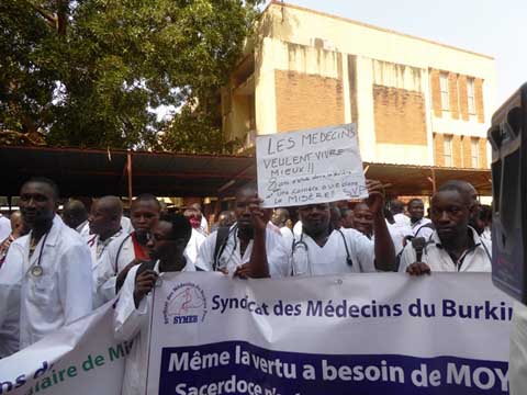 Santé : Le Syndicat des médecins du Burkina présente sa plateforme revendicative 