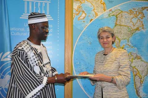 Burkina Faso/Unesco : Alain Ilboudo a remis ses lettres de cabinet