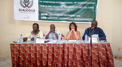 Symposium international sur Dialogue des religions et des cultures : Les termes de référence en validation