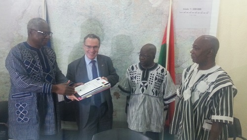 Décentralisation au Burkina : L’Union européenne accorde 558 millions de francs CFA aux structures faîtières