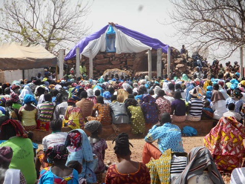 Pèlerinage du Diocèse de Ouahigouya : Les fidèles ont prié sous le signe de la communion fraternelle et de l’engagement des chrétiens