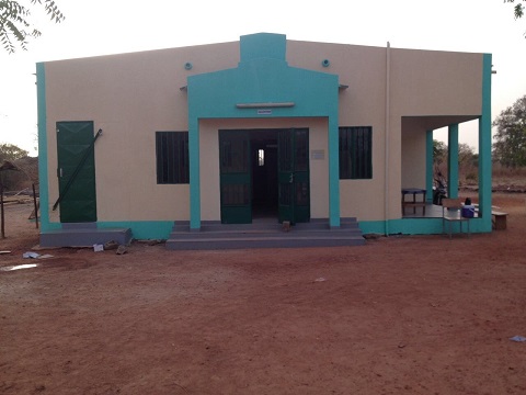 Don de matériel médical au Centre de santé Laafi la Boumbou de Kokologho