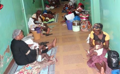 Hôpital Yalgado Ouédraogo : Le service pédiatrie confronté à un surnombre d’enfants