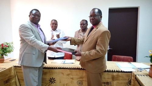 Signature de protocole d’accord : « L’union naissante » entre l’AFP-PME et le CNRST pour promouvoir le secteur agroalimentaire