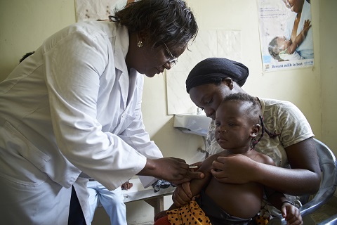 L’UNICEF fournit des vaccins vitaux à près de la moitié des enfants dans le monde