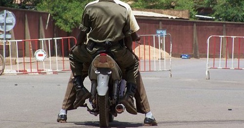 Insécurité à Ouagadougou : Un policier tué par deux individus se déplaçant sur une moto 135