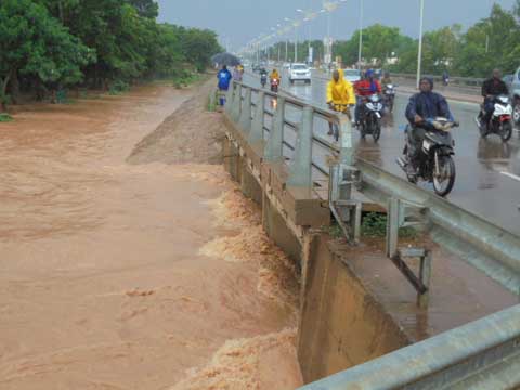 Pluie diluvienne à Ouagadougou : Le gouvernement appelle à la prudence