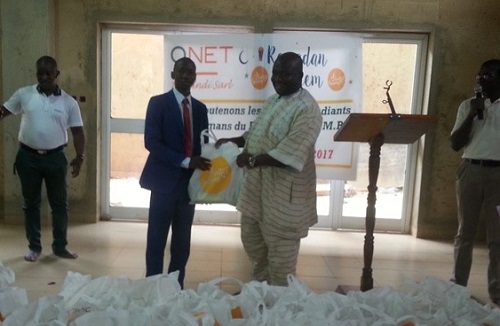 Ramadan : La société Qnet offre des vivres aux élèves et étudiants musulmans au Burkina