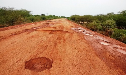 Koupéla-Fada N’Gourma : Les 80 km de calvaire et de colmatage ! 