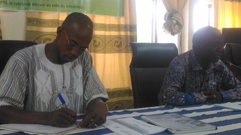 Ministère de l’Action sociale du Burkina : La 30ème promotion de l’ENSS s’approprie le PNDES