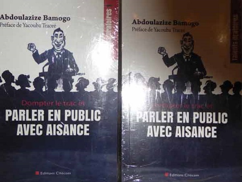 Littérature burkinabè :  Abdoulaziz Ouédraogo à dédicacé « Dompter le trac et Parler en public avec aisance »