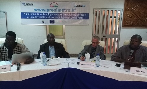 Le Présimètre : La nouvelle plateforme de veille citoyenne lancée par Diakonia et Water Aid