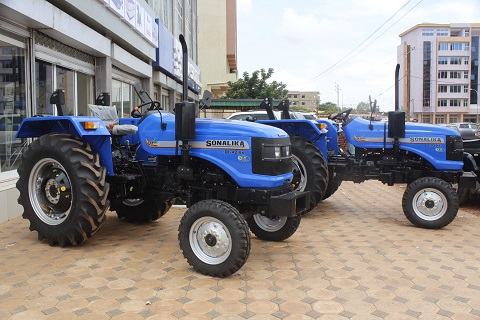 Mécanisation agricole au Burkina : Compter désormais  avec  les équipements et services « WAATCO » !  