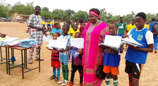 Football : Faso athlétic club outille les plus jeunes