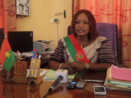 « Nous demandons à chacun de mettre la propreté devant sa porte », Rasmata Nadembèga, maire de l’Arrondissement n°12 de Ouagadougou