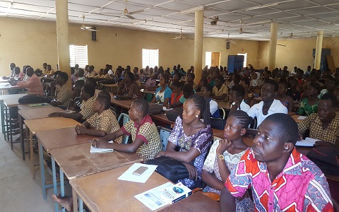 Campagne d’éducation au numérique : Les scolaires de Koudougou sensibilisés pour un meilleur usage des TIC