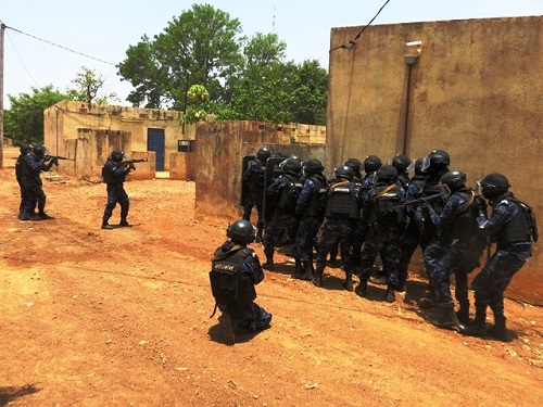 Burkina :  Le poste de police frontière de Madouba a repoussé une attaque d’individus armés