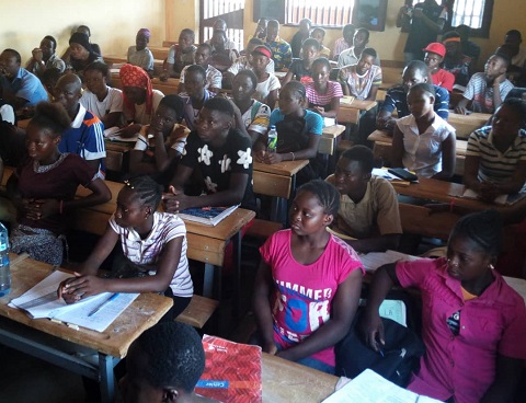 Examens scolaires : Le parti socialiste du Burkina accompagne des candidats au BEPC et au BAC