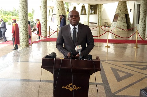 Burkina : Le gouvernement autorise le ministre en charge des finances à recruter un personnel d’appoint pour assurer la continuité du service