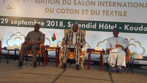 Salon international du coton et du textile (SICOT) : Roch Kaboré  réitère son engagement à implanter une usine textile à Koudougou