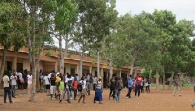 Bobo-Dioulasso : Deux enseignants agressés par des parents d’élèves