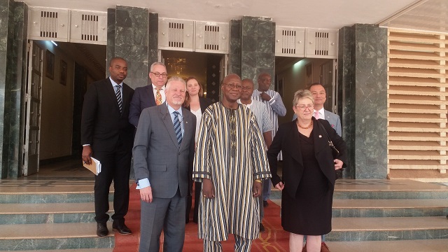 Secteur de l’énergie et de la santé : L’USAID augmente son soutien au Burkina  