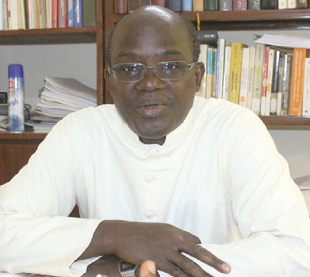 Planning familial : « Ces ONG génocidaires agissent contre nos populations », dixit l’abbé Anatole Tiendrébéogo 
