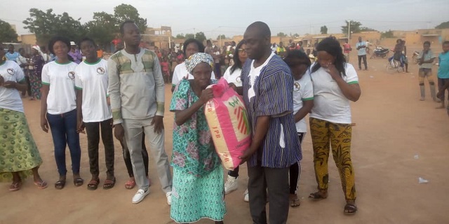 Vie politique : Le RPR vient en aide à des personnes vulnérables de l’arrondissement 7 de Ouagadougou 