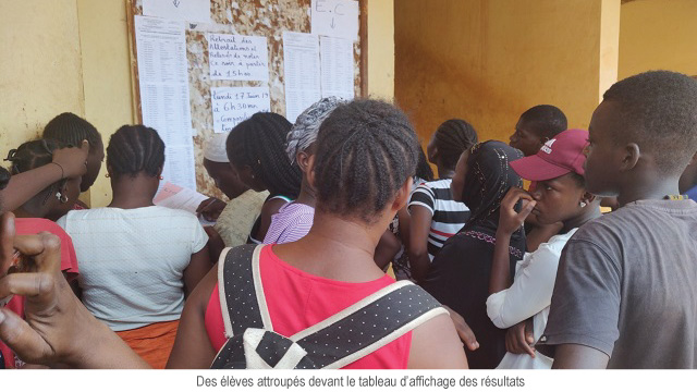 Résultats du premier tour du BEPC à Ouagadougou : Des candidats entre joie et tristesse